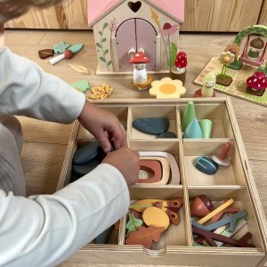 zestaw leśne zabawki dla dzieci leśne skarby i domek