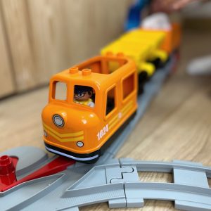 lego duplo pociąg towarowy dla dzieci