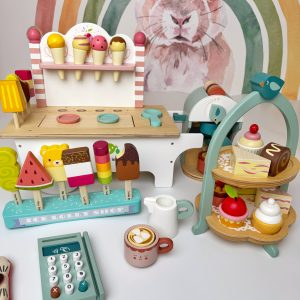 drewniany sklepik z lodami dla dzieci – zabawa w role